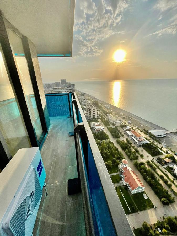 Orbi City Suites Μπατούμι Εξωτερικό φωτογραφία